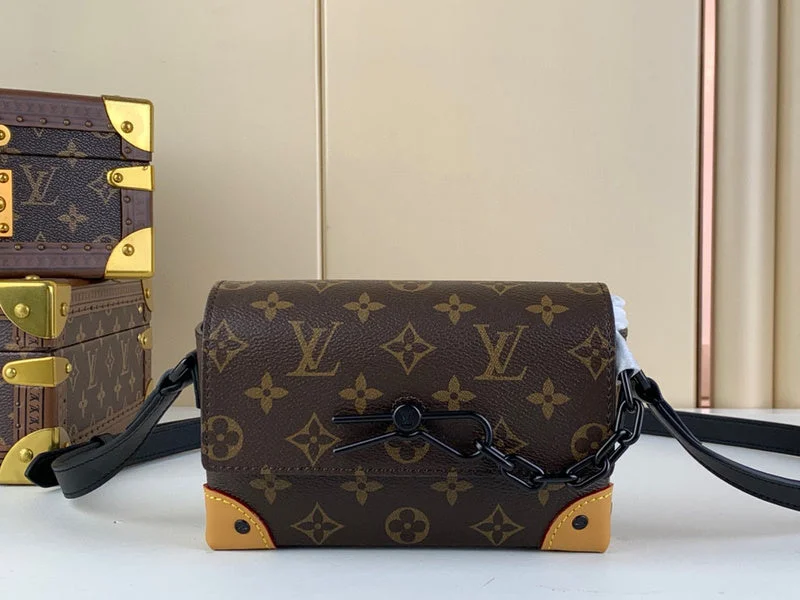 Ladies Louis Vuitton Capucines bags with a detachable shoulder strapLouis Vuitton Bags