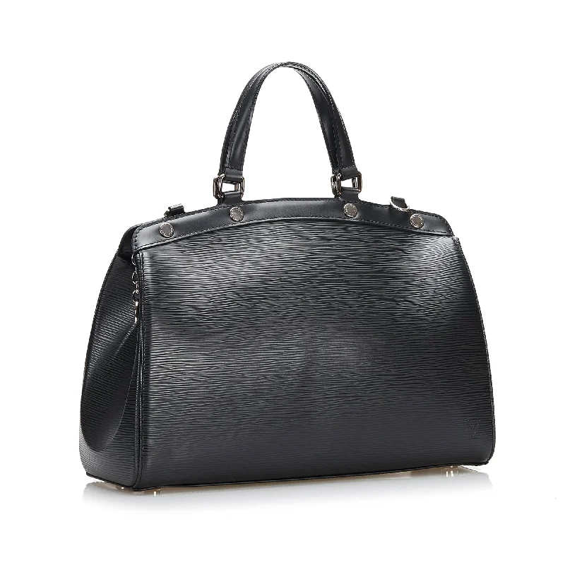 Louis Vuitton Twist bags with a crystal - embellished LV - turnlockLouis Vuitton Epi Brea (36867)