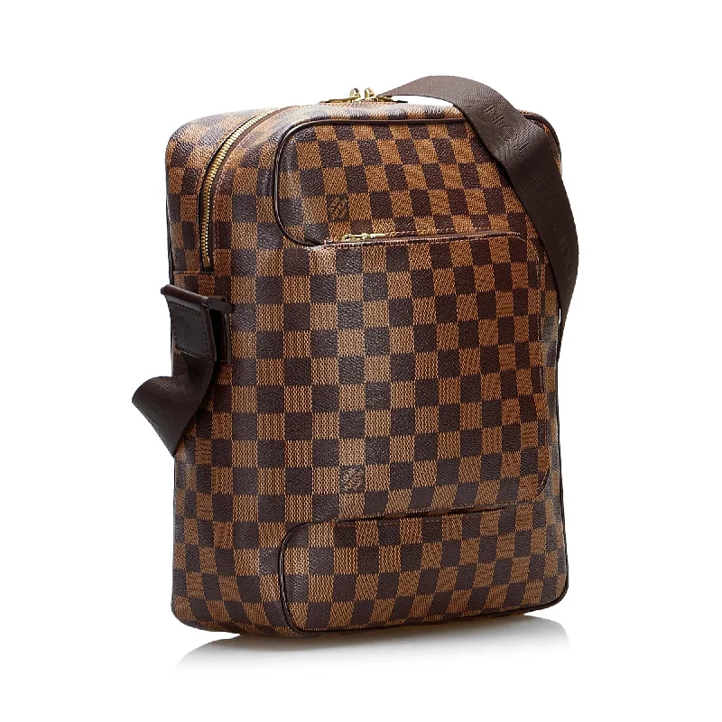 Louis Vuitton Alma bags with a leather - wrapped handle for a luxurious feelLouis Vuitton Damier Ebene Olav GM (bLjNVD)