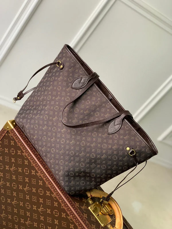 Louis Vuitton bags with a zip - around closure for enhanced securityLouis Vuitton Bags