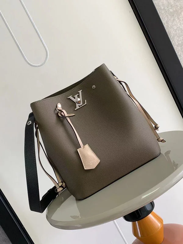 Louis Vuitton handbags with a metal - framed clasp for durabilityLouis Vuitton Bags