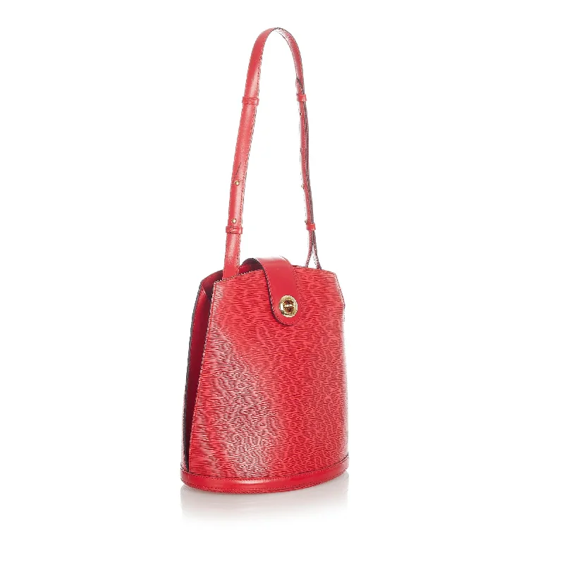 Ladies Louis Vuitton handbags with a detachable coin purse insideLouis Vuitton Epi Cluny (23774)