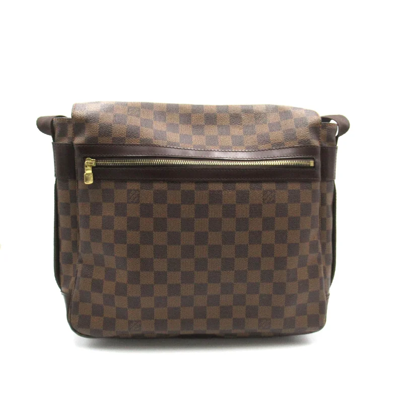 Ladies Louis Vuitton Petite Malle bags in a pastel color for a soft lookLOUIS VUITTON Bastille Brown Damier PVC coated canvas N45258