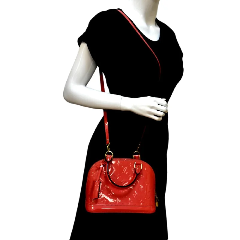 Louis Vuitton Speedy bags in monogram canvas for a classic lookLOUIS VUITTON Alma BB Monogram Vernis Satchel Shoulder Bag Red