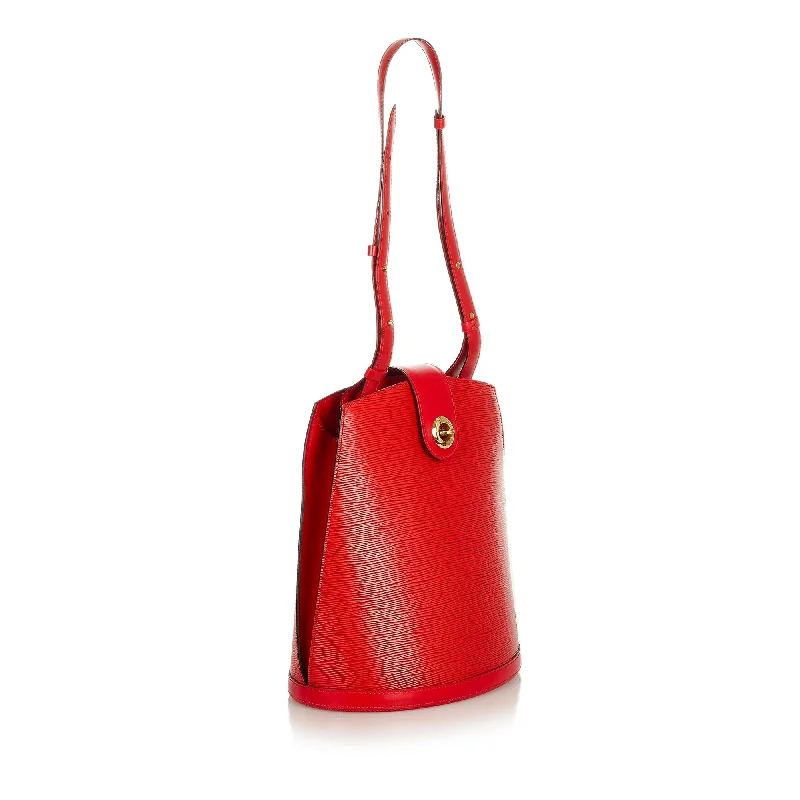 Louis Vuitton bags with a magnetic snap closure for easy accessLouis Vuitton Epi Cluny (26691)