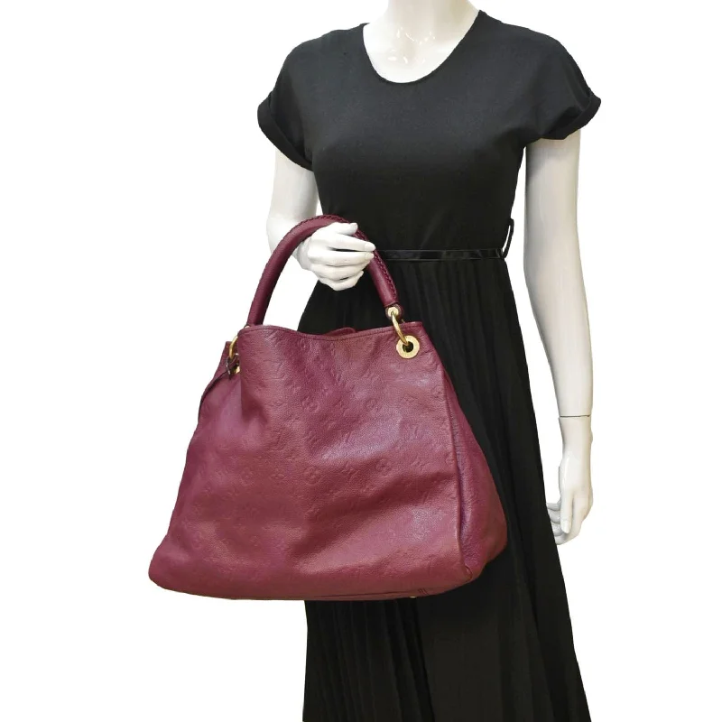 Louis Vuitton tote bags with a water - resistant coating for outdoor useLOUIS VUITTON Artsy MM Empreinte Leather Hobo Bag Raisin