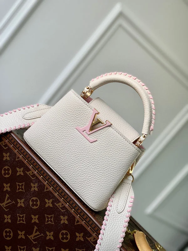 Ladies Louis Vuitton shoulder bags with a magnetic - closure flap for easeLouis Vuitton Bags