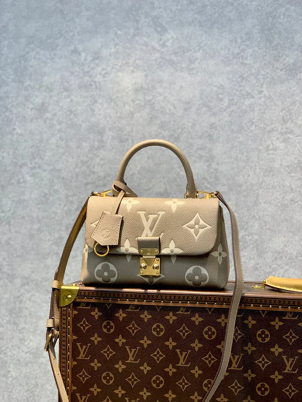 Louis Vuitton handbags with a beaded trim for a touch of glamourLouis Vuitton Bags