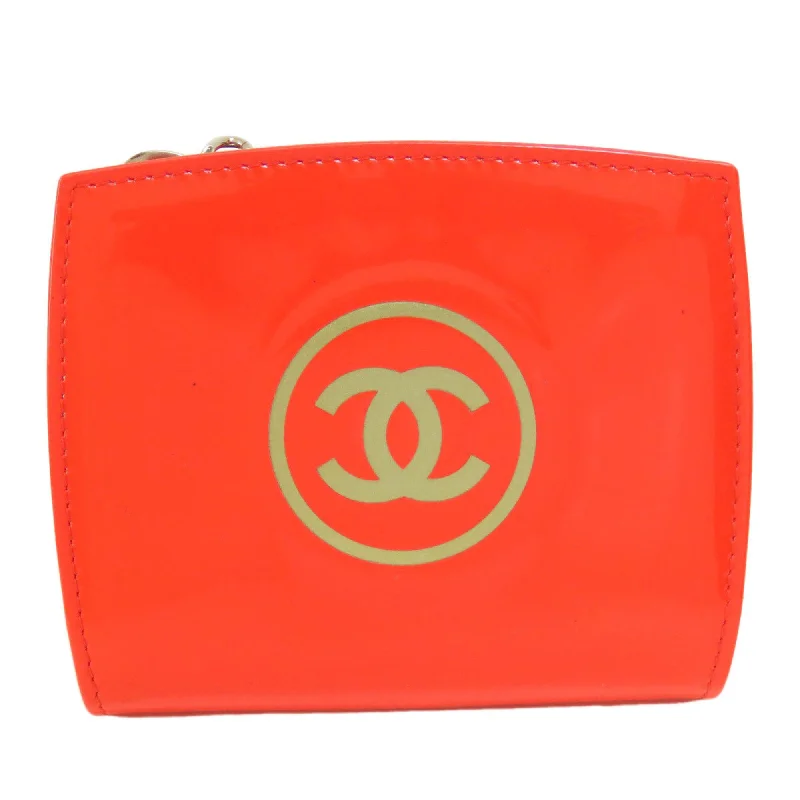 Chanel bags for the minimalist fashionChanel Coco Mark Bi-fold Wallet Enamel Women's