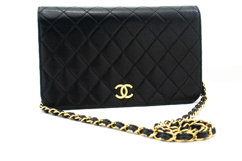 Chanel Designer Handbag with Unique DesignCHANEL Full Flap Chain Shoulder Bag Clutch Black Quilted Lambskin