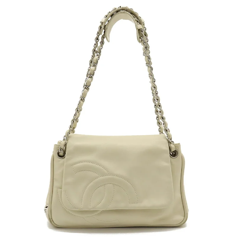 Chanel bags for a polished and professional appearanceCHANEL Coco Mark Shoulder Bag Tote Chain Leather Ivory