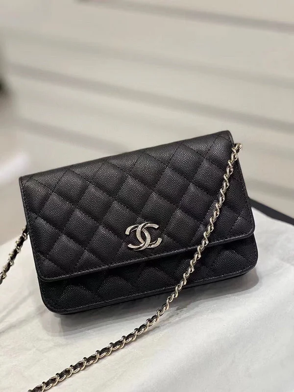 Chanel bags with leather and tweed combinationsChanel Bags