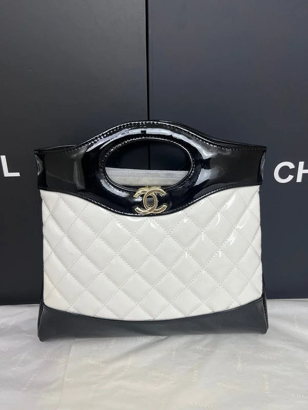 Chanel bags perfect for everyday elegChanel Bags