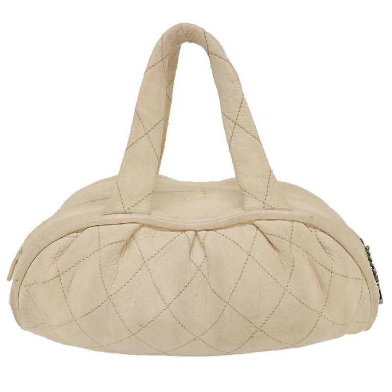 Chanel Lightweight Handbag for Daily ErrandsCHANEL Hand Bag Caviar Skin White CC  bs4111