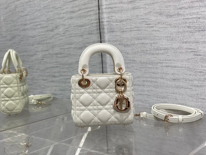 Chanel bags with iconic gold chainsChanel Bags