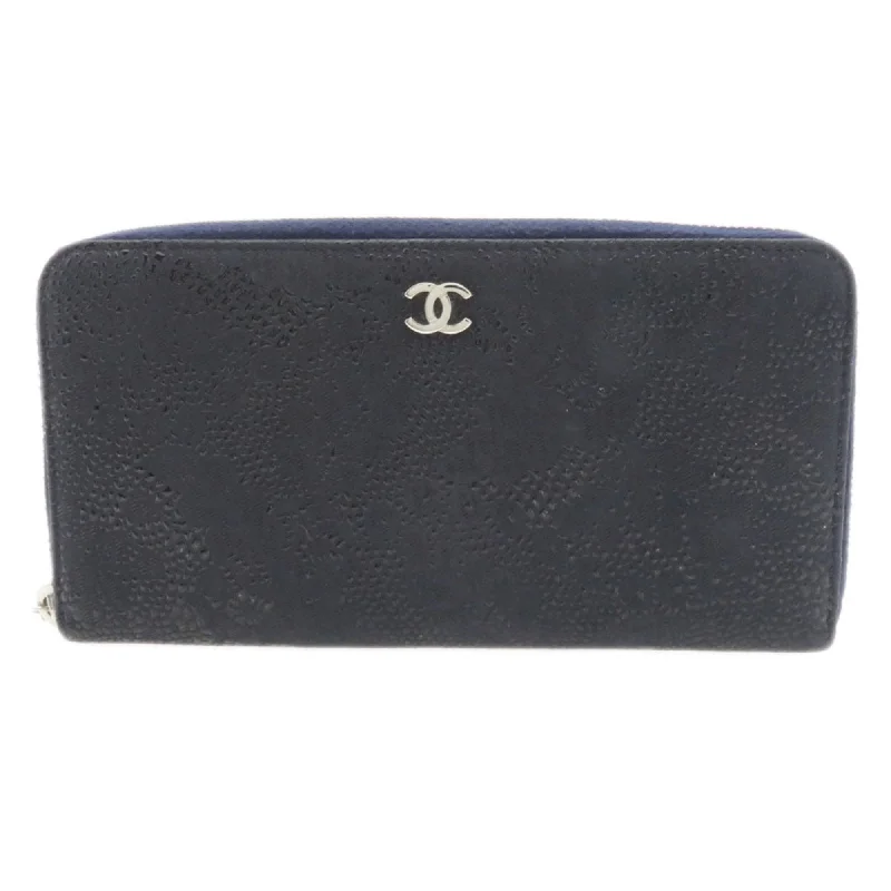 Chanel bags with the perfect balance of luxury and functionalityChanel Coco Mark Lace is More Long Wallet Goatskin Women's