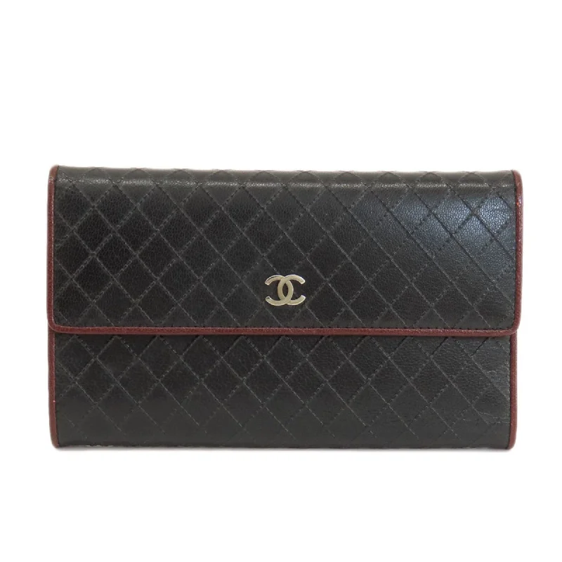 Chanel bags with exclusive seasonal designs and materialsCHANEL Coco Mark Long Wallet Leather Women's