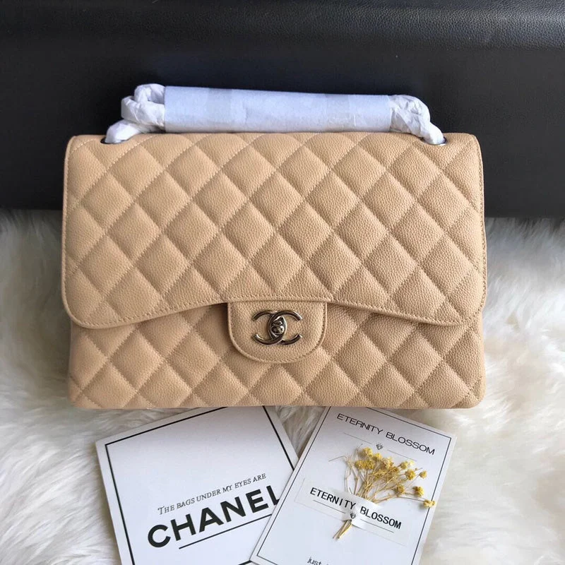 Chanel Medium Tote Bag for Office LadiesChanel Bags